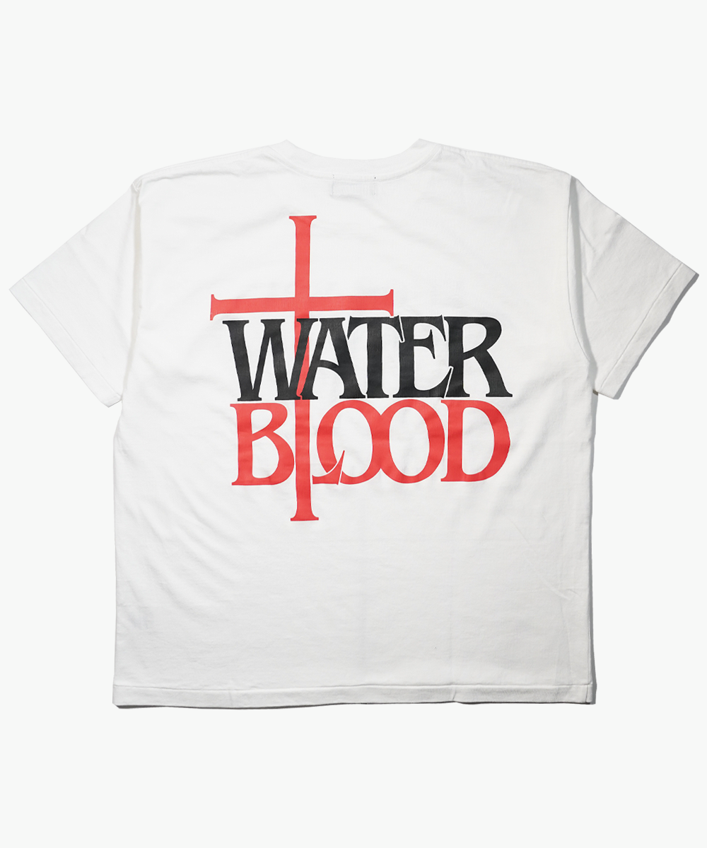 untorn water blood tーshirt